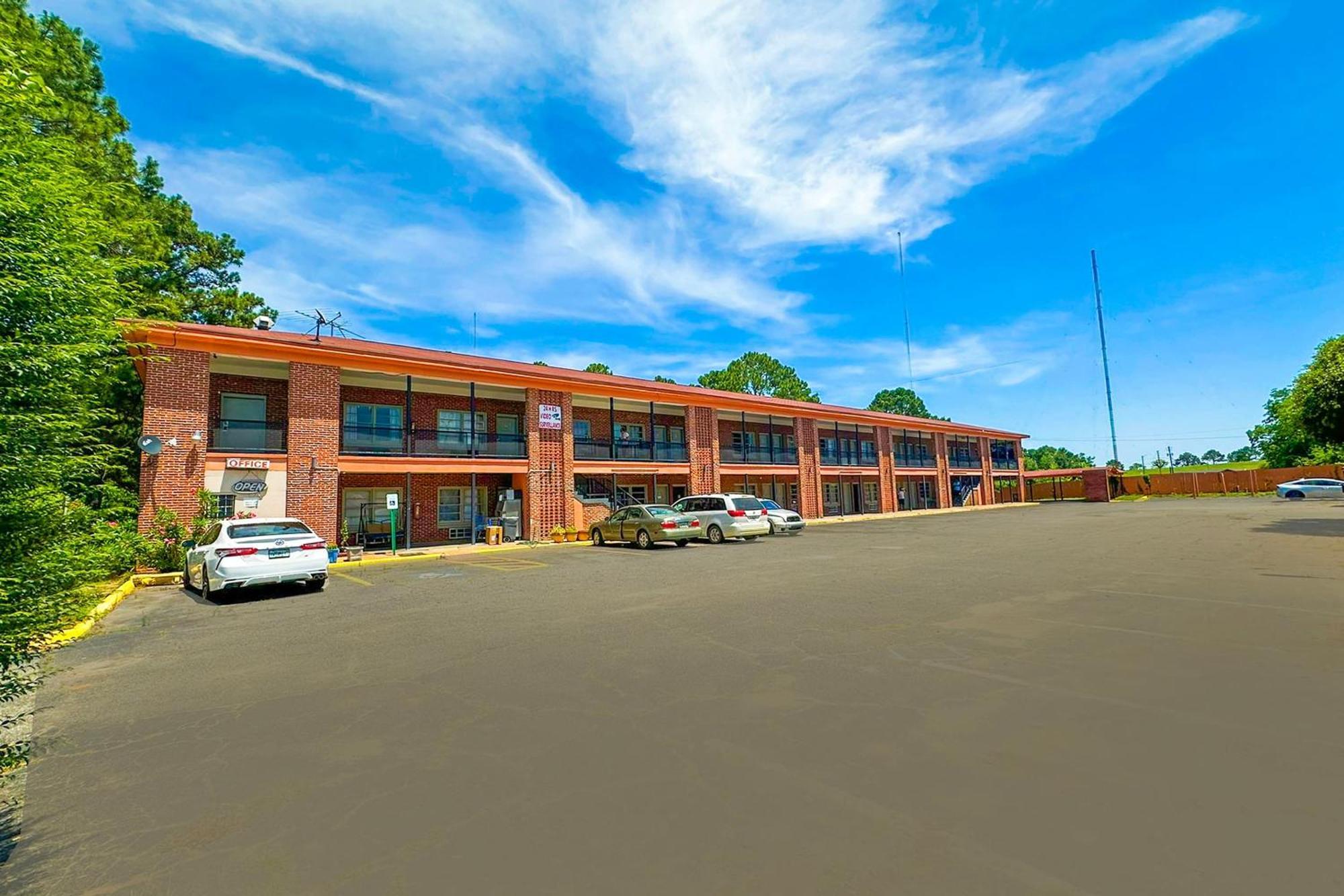 Sunrise Inn By Oyo Albany Exterior photo