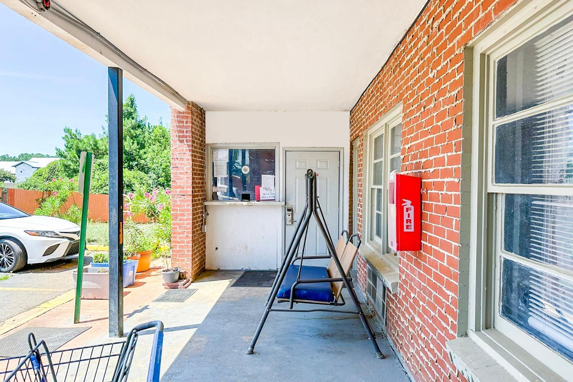 Sunrise Inn By Oyo Albany Exterior photo